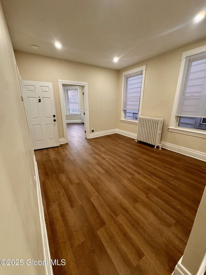 31 Bertha St #2 - Photo 7 of 8