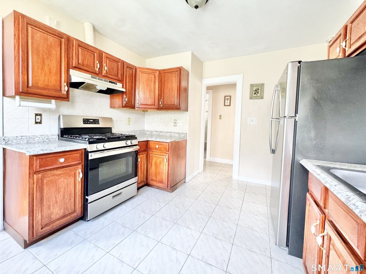 60 Westfield Ave - Photo 2 of 11