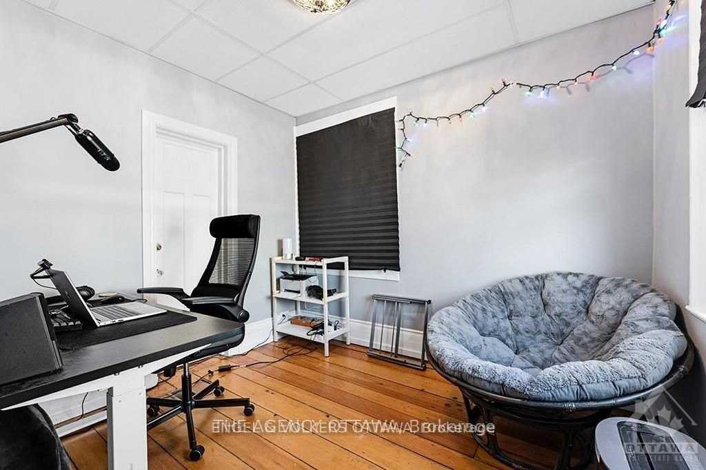 139 Reserve Street S B - Photo 3 of 15
