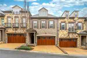featured image of 3865 Paces Lookout Dr Se #18
