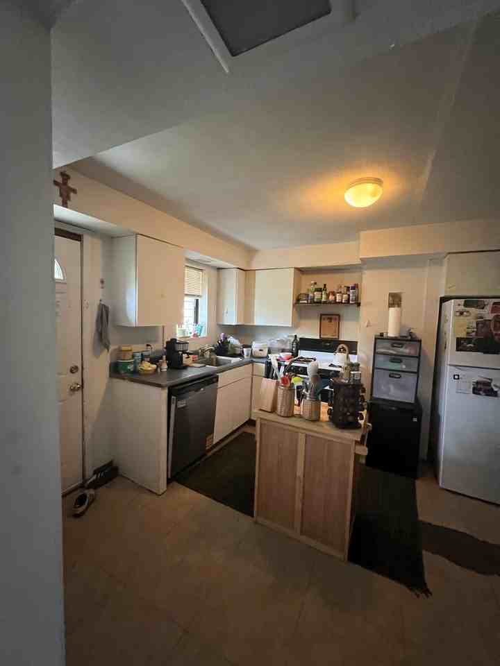 353 Melwood Ave - Photo 5 of 30