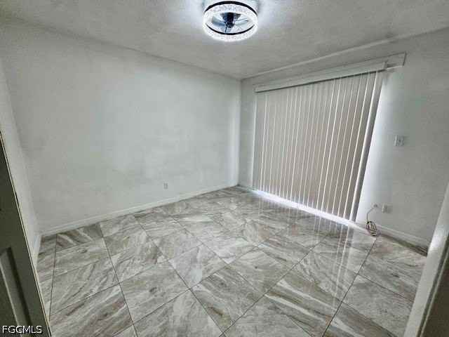 1245 Se 8th St #101 - Photo 6 of 12
