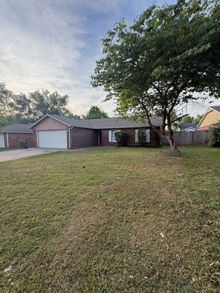 4338 W Chaparral Ln - Photo 2 of 14