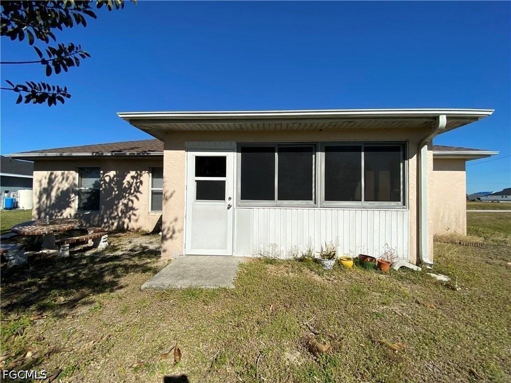 2030 Nw 8th Ter - Photo 5 of 18