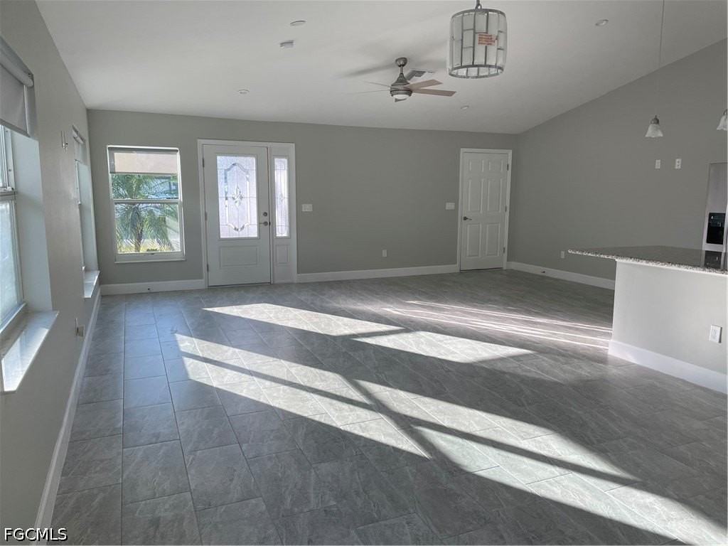 174 Village Cir - Photo 3 of 14