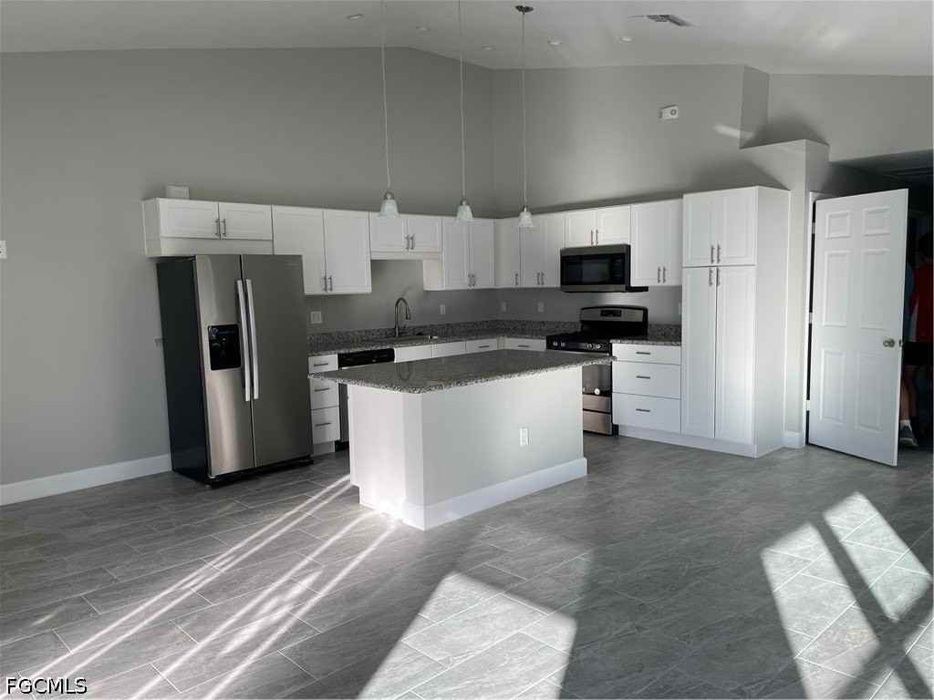 174 Village Cir - Photo 4 of 14