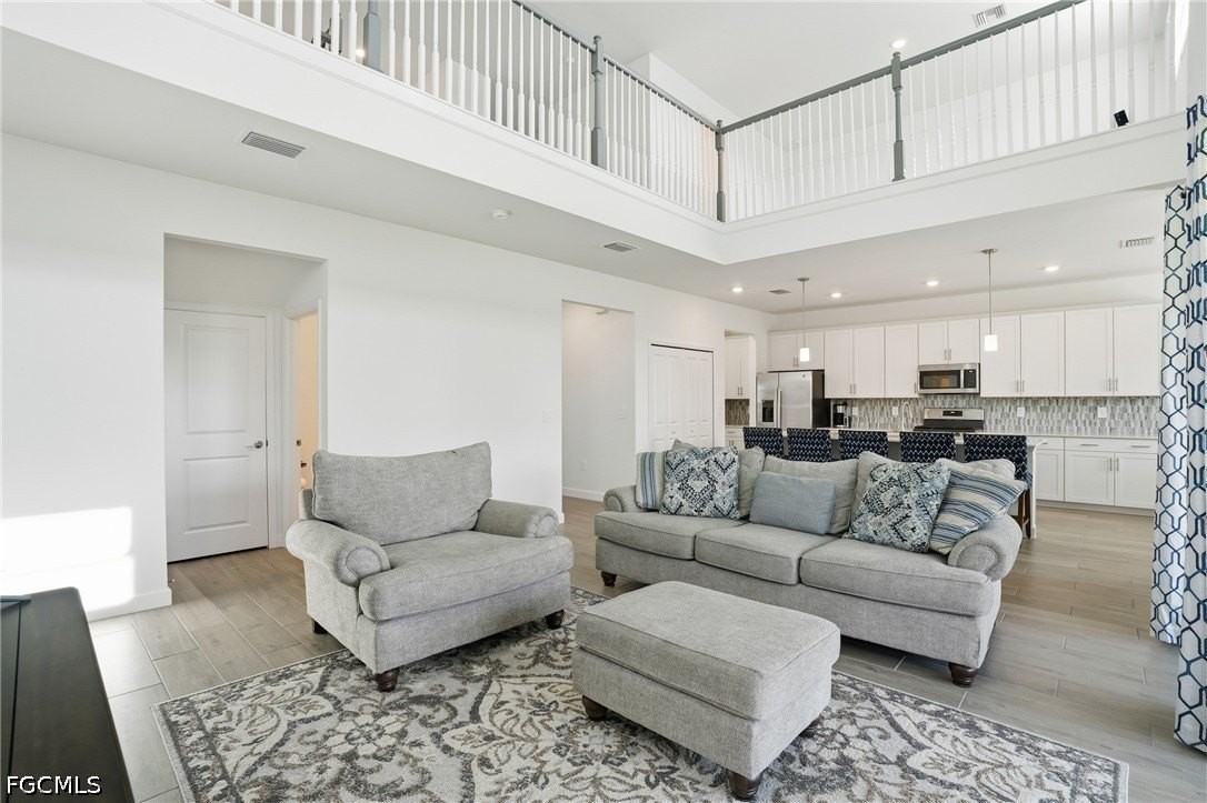 18707 Ivywood Pl - Photo 4 of 15
