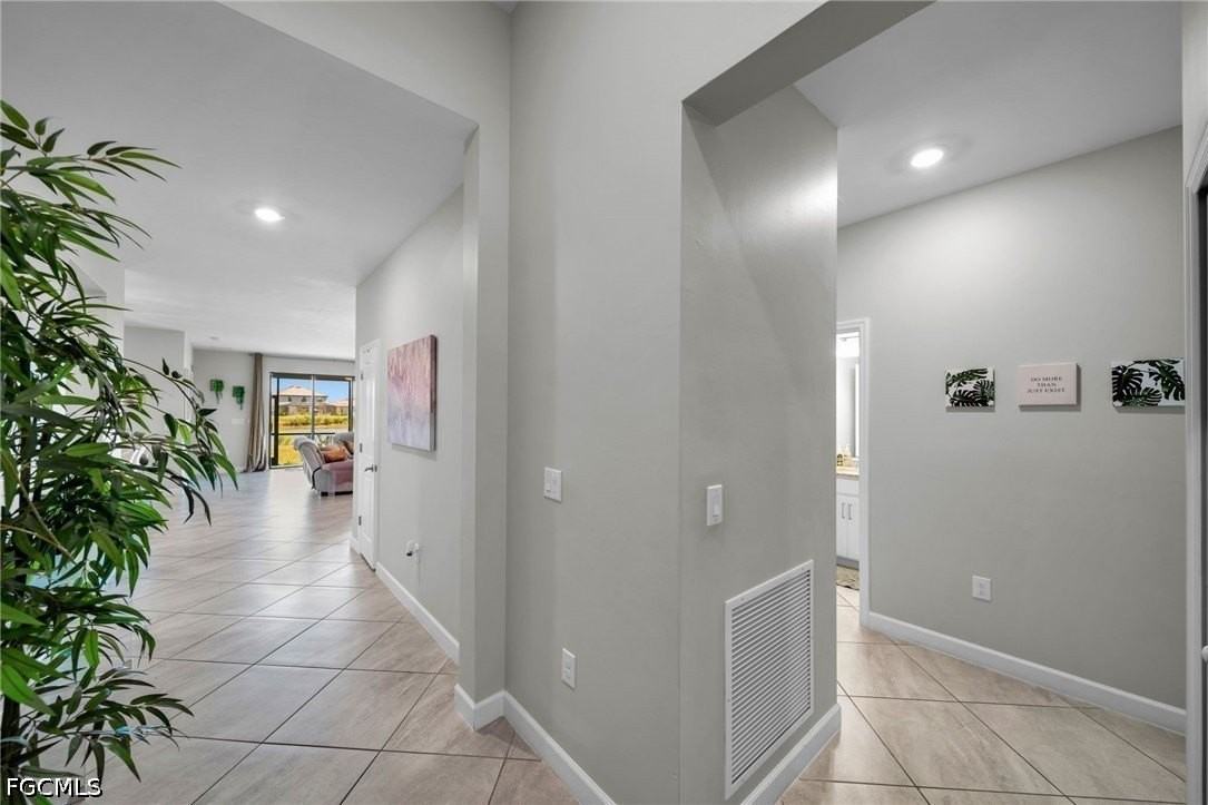 13846 Pine Lodge Ln - Photo 5 of 31