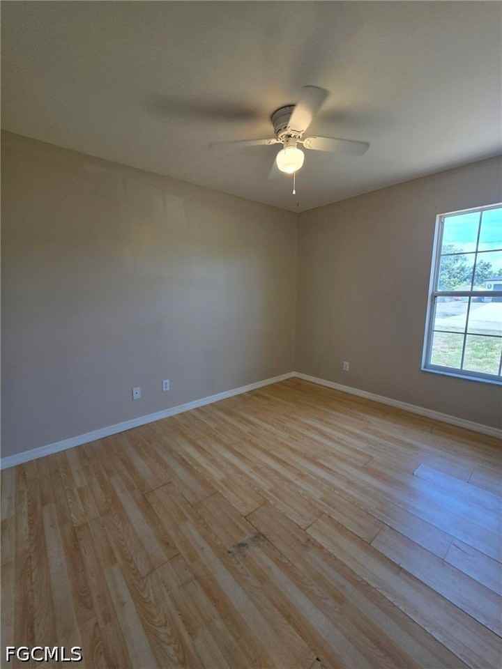 3732 16th St W - Photo 5 of 9