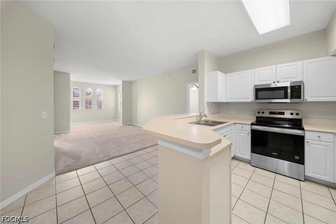 11400 Ocean Walk Ln #214 - Photo 7 of 31