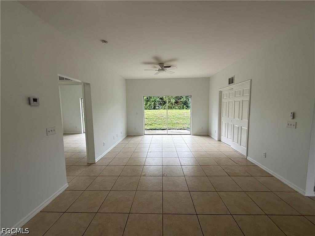 3967 Sunset Rd - Photo 5 of 10