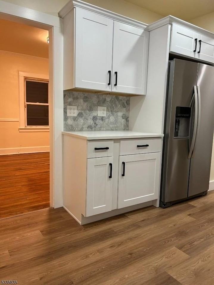 161 Franklin Ter - Photo 4 of 15
