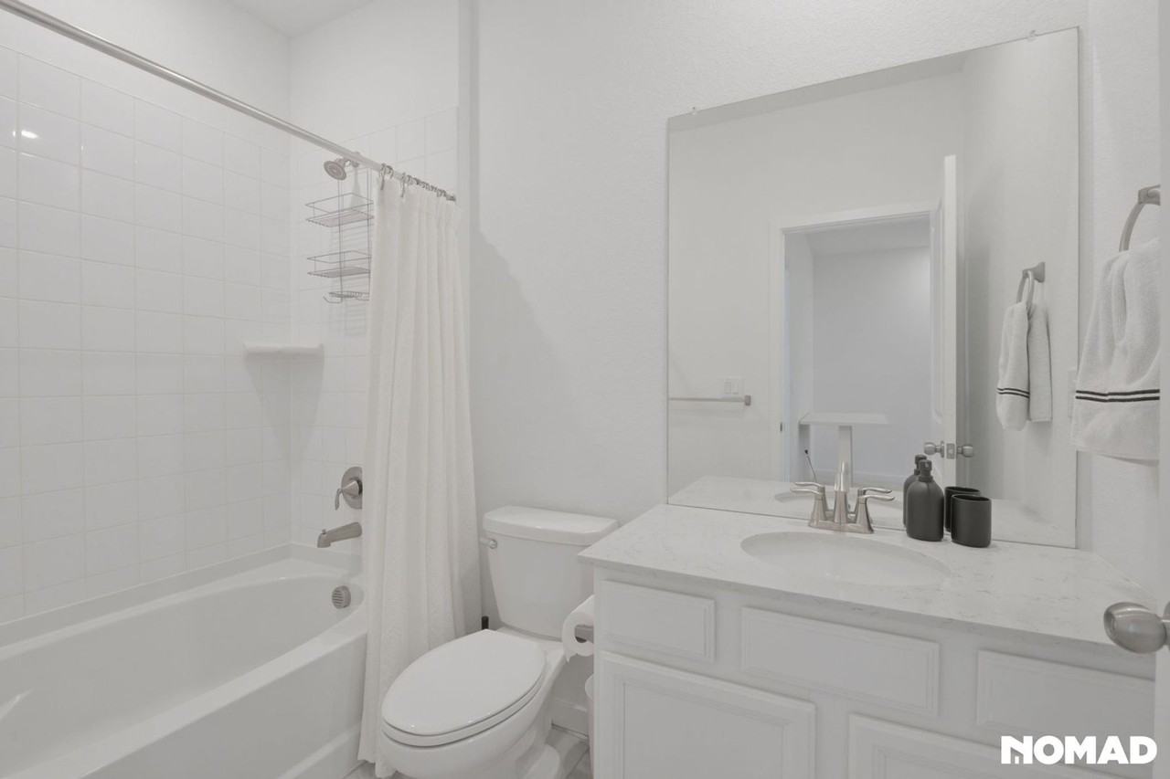 7455 W Evans Pl - Photo 3 of 29