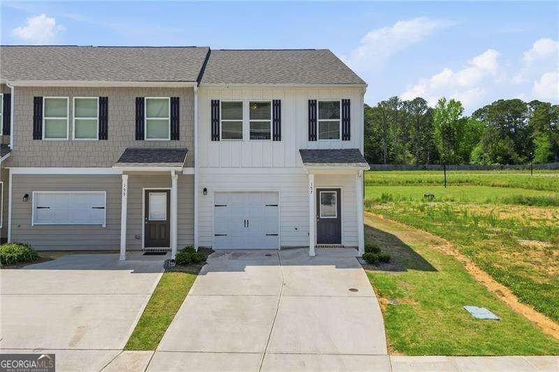 157 Village Green Dr Nw - Photo 2 of 30
