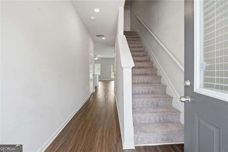 157 Village Green Dr Nw - Photo 4 of 30