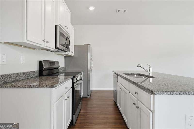 157 Village Green Dr Nw - Photo 6 of 30