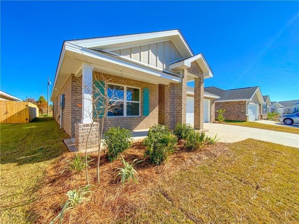 8024 Irwin Loop - Photo 2 of 33
