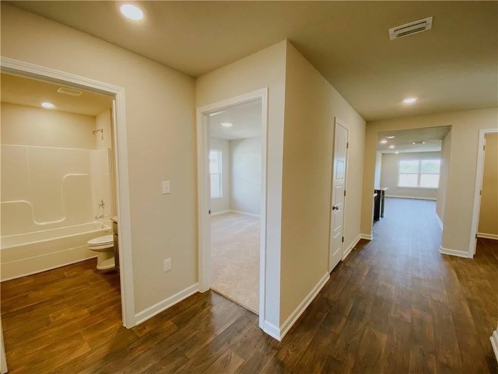 8024 Irwin Loop - Photo 5 of 33