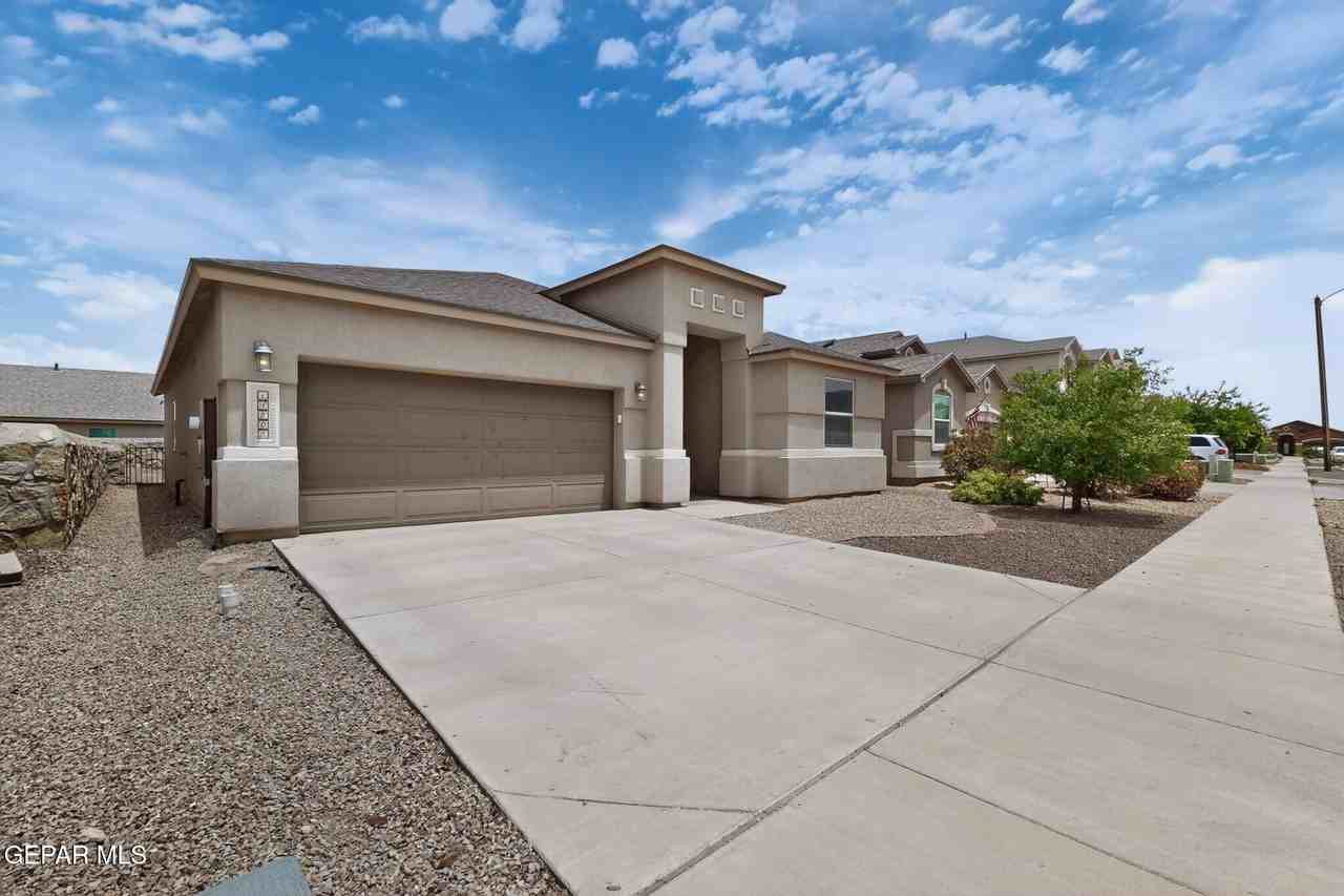 14505 Onnie Kirk Ave - Photo 3 of 41
