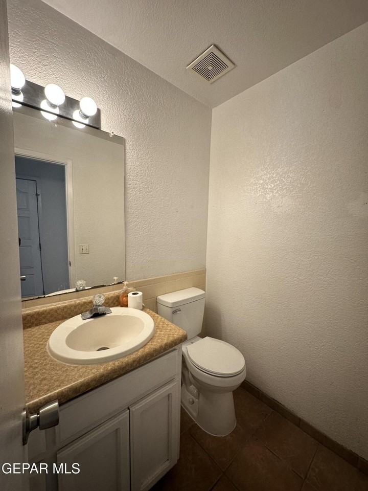 336 Villa Canto St - Photo 6 of 20