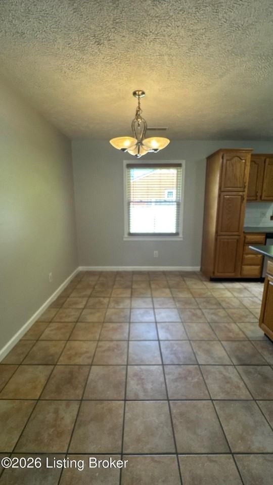 5321 Juanita Ln - Photo 7 of 39