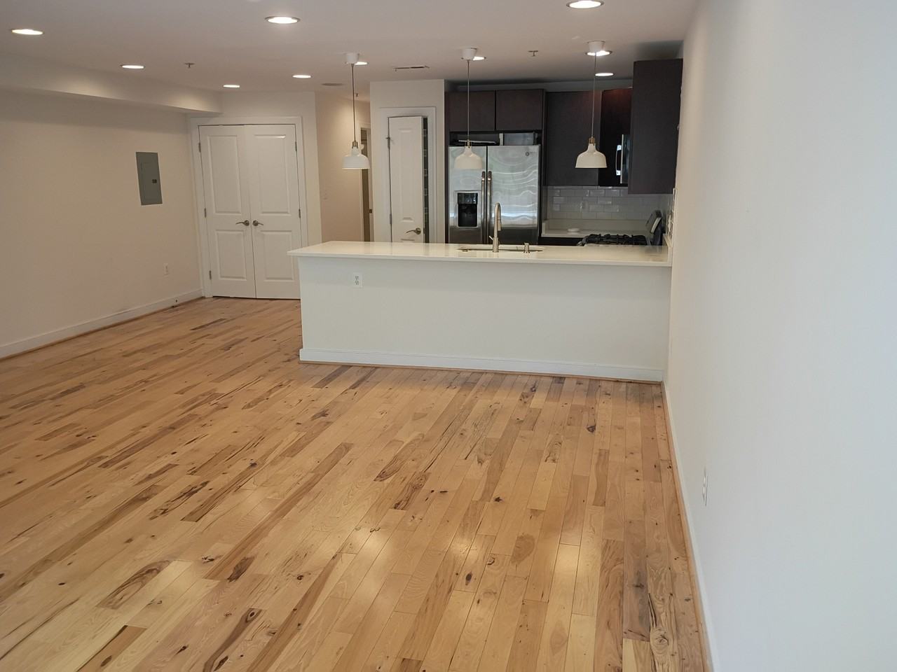 2214 11th St Nw #1 - Photo 7 of 37