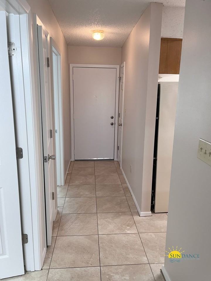 402 Harding Rd - Photo 5 of 14