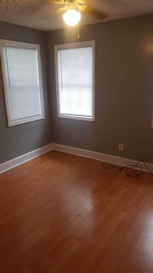 2108 Oakmont Ave - Photo 7 of 8