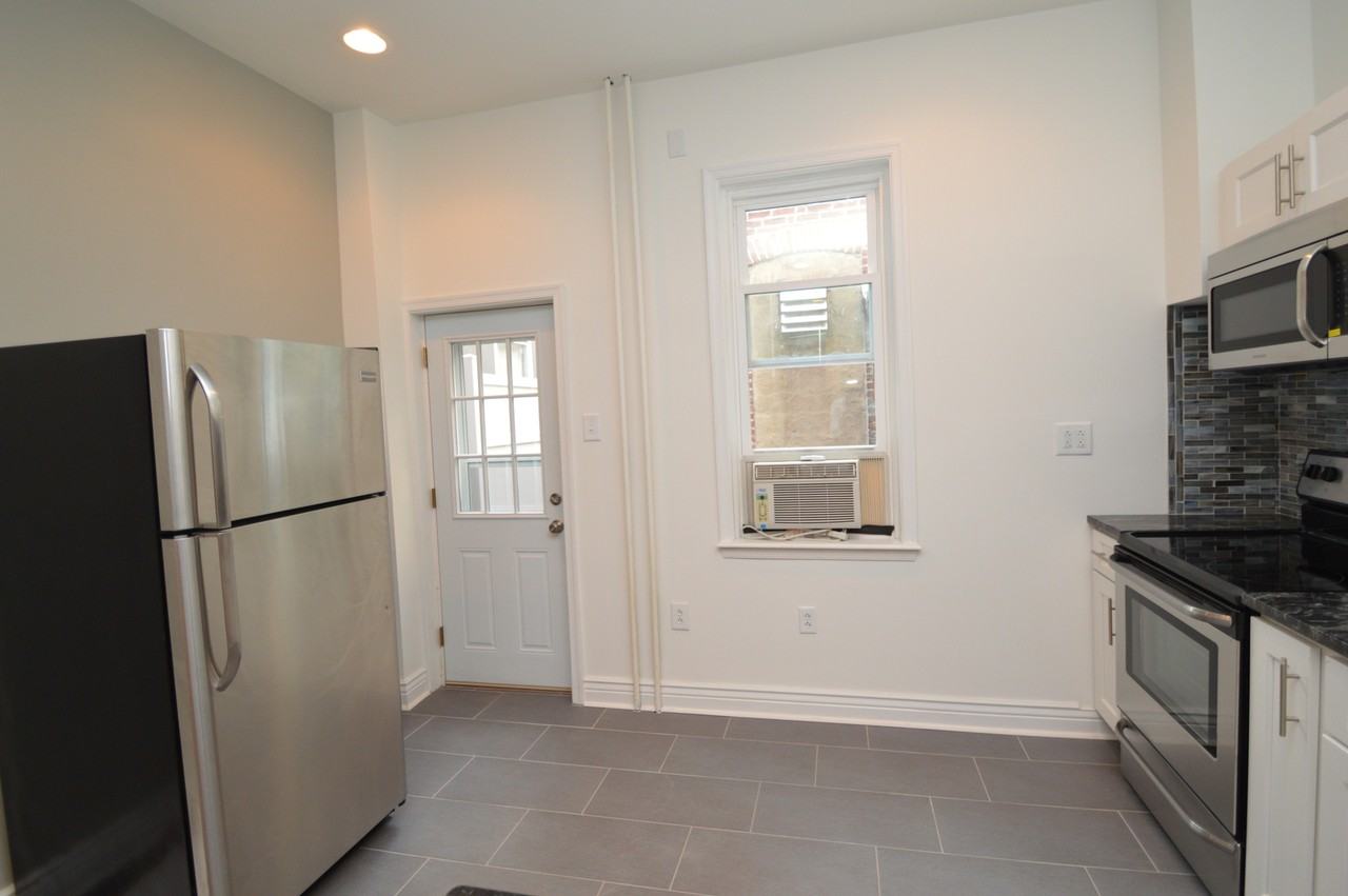 2661 E Norris St - Photo 7 of 17