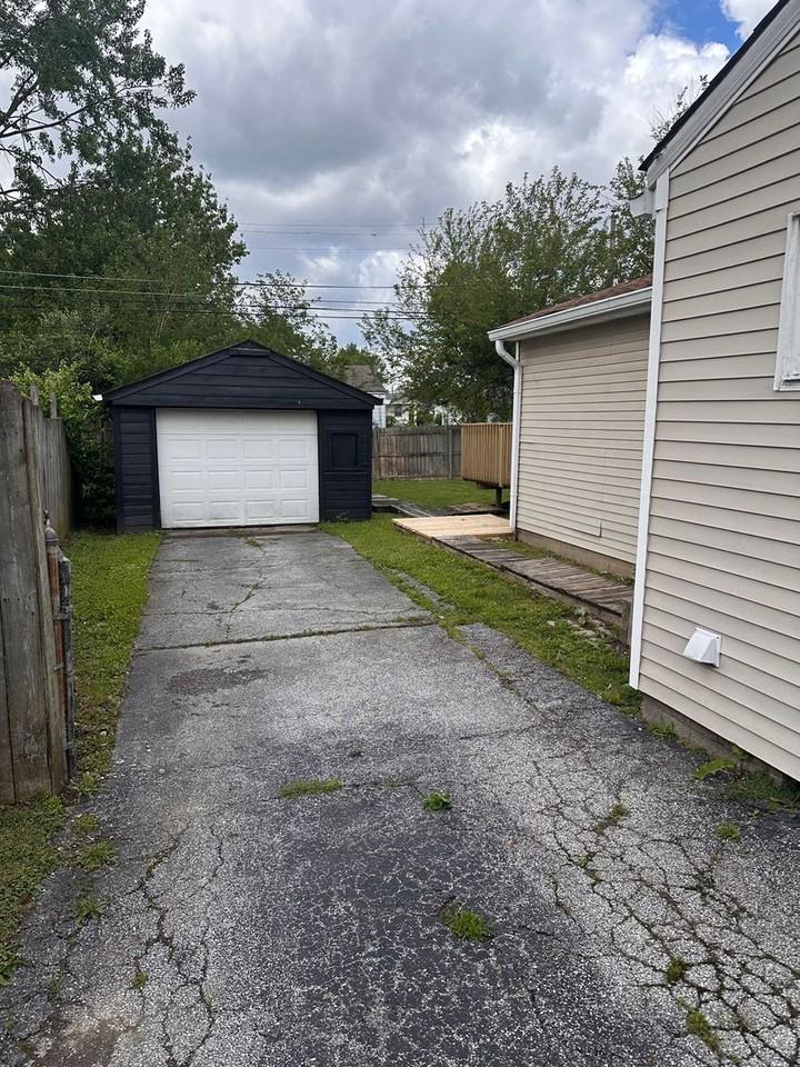 1738 N Ritter Ave - Photo 3 of 16
