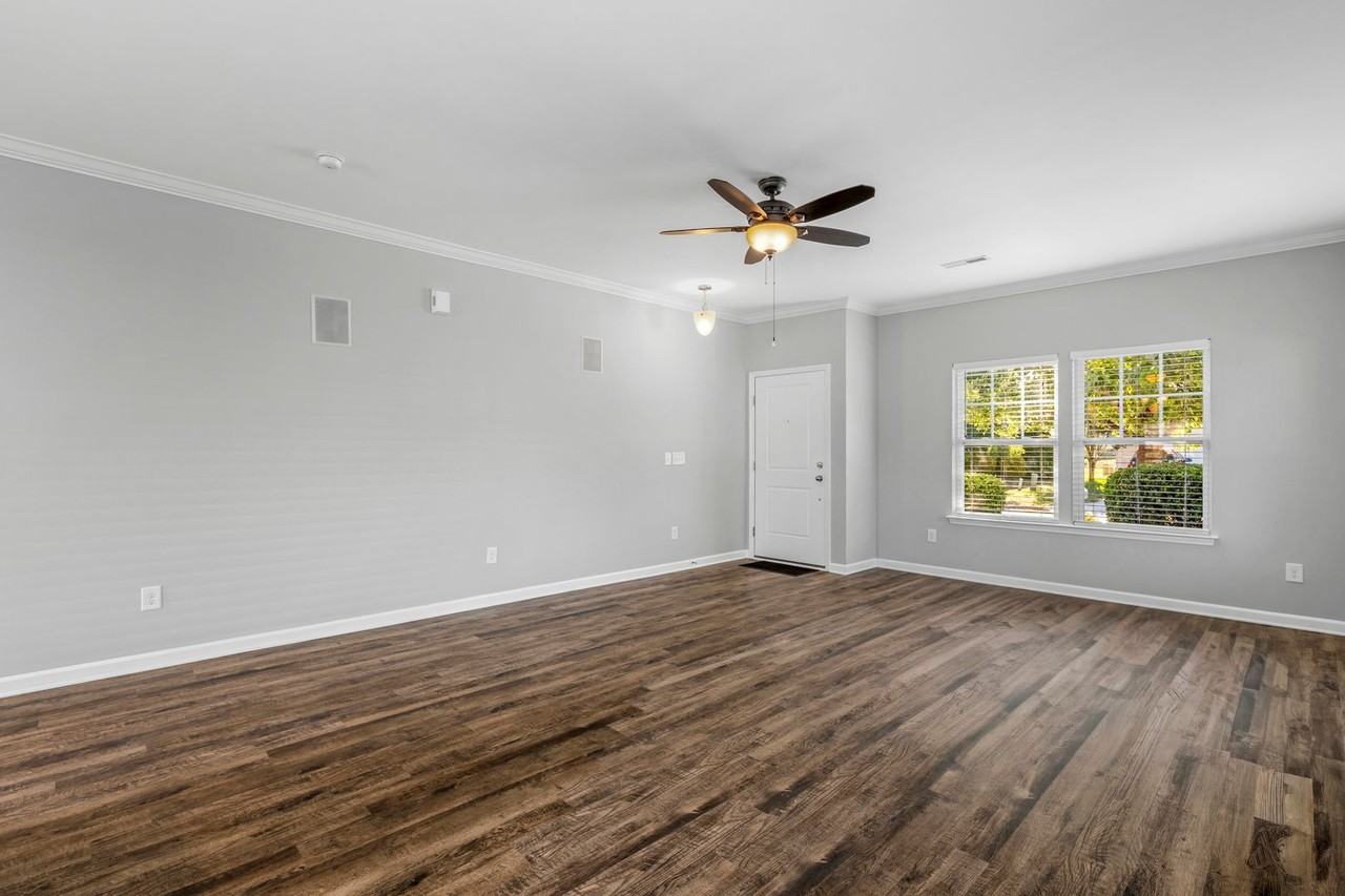 6903 Nellore St - Photo 4 of 38