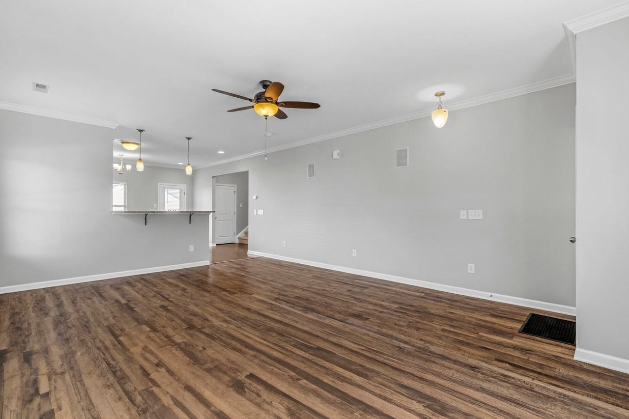 6903 Nellore St - Photo 5 of 38