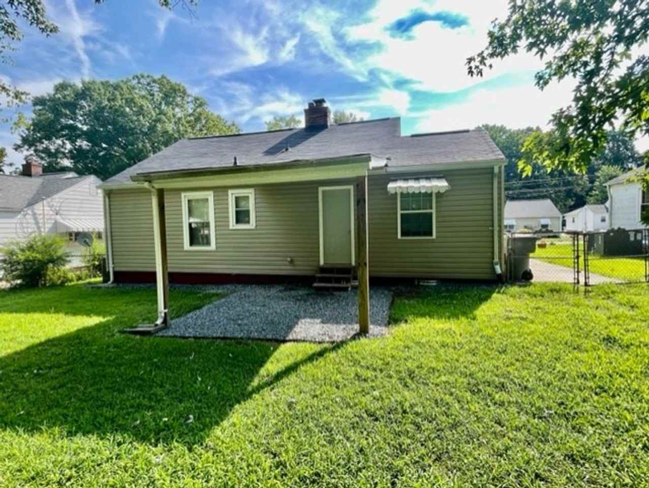 2321 Edison St - Photo 6 of 7