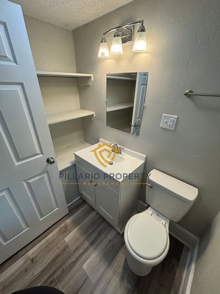 1023 N Pershing Ave - Photo 7 of 17
