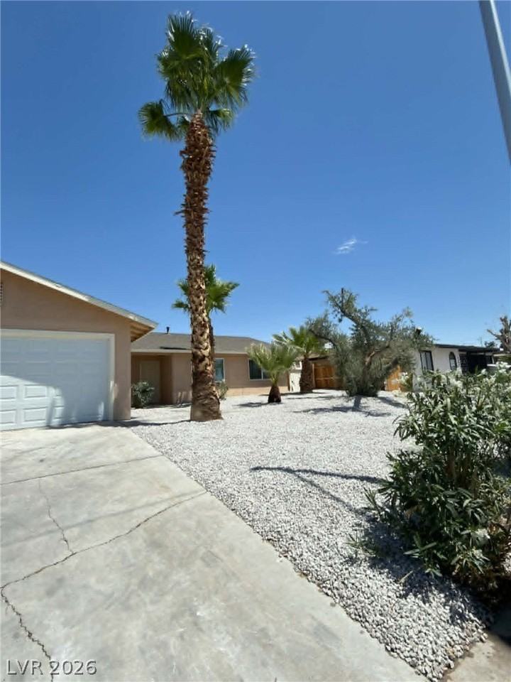 3608 W Bonanza Rd - Photo 2 of 26