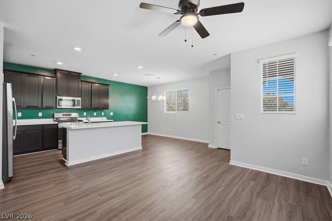 6510 Silver Estates Ave - Photo 6 of 26