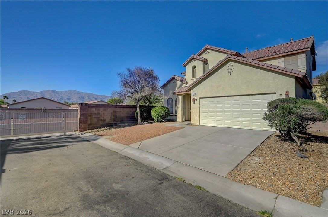 7368 Rietz Canyon St - Photo 5 of 50