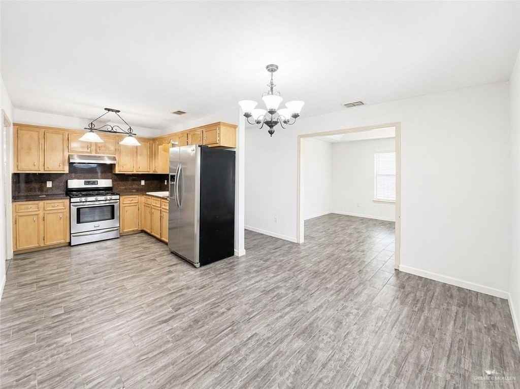 5033 Ibis Ave - Photo 4 of 11