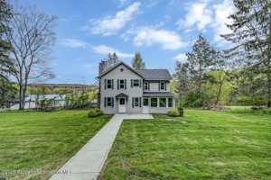 featured image of 1 Beech Rd