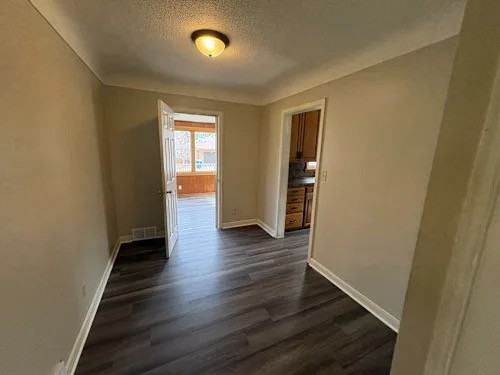 4524 Zenith Avenue North - Photo 4 of 9