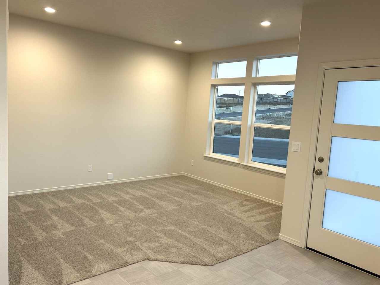 6628 W 36th Pl - Photo 4 of 10