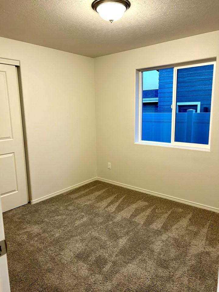 6628 W 36th Pl - Photo 6 of 10