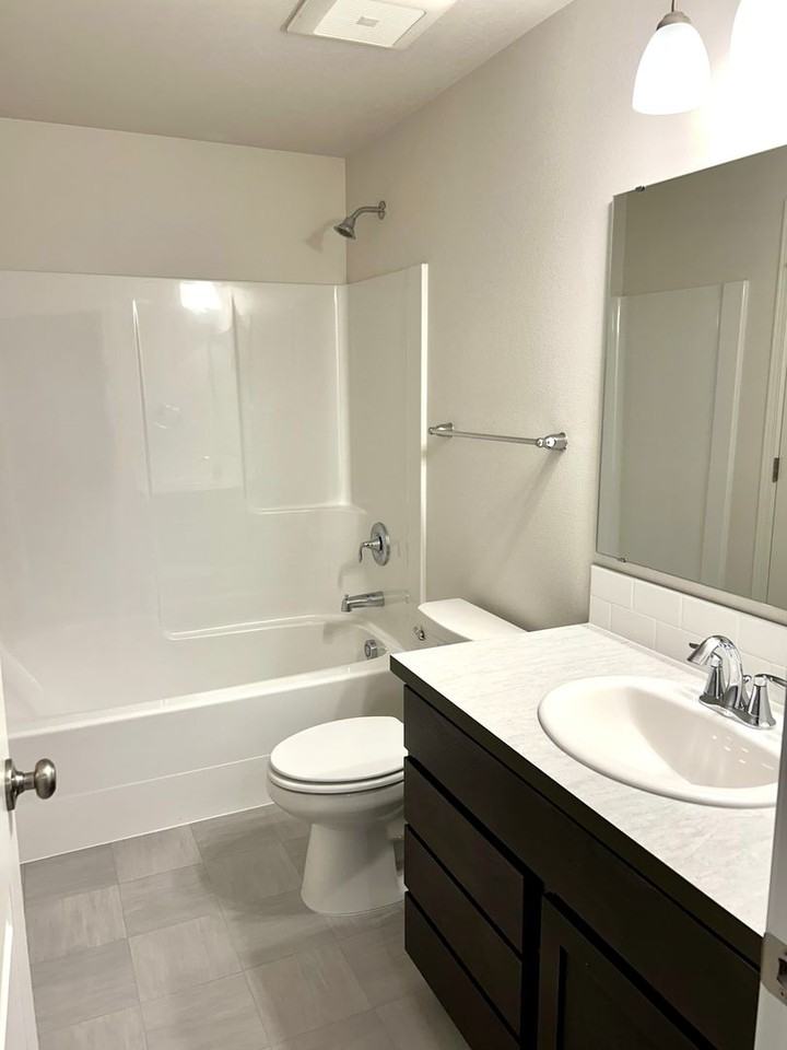 6628 W 36th Pl - Photo 7 of 10