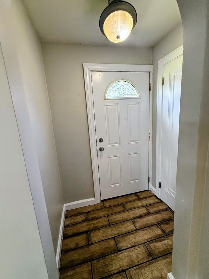 3034 12th St Nw - Photo 2 of 19