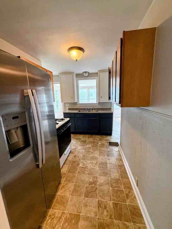 3034 12th St Nw - Photo 6 of 19
