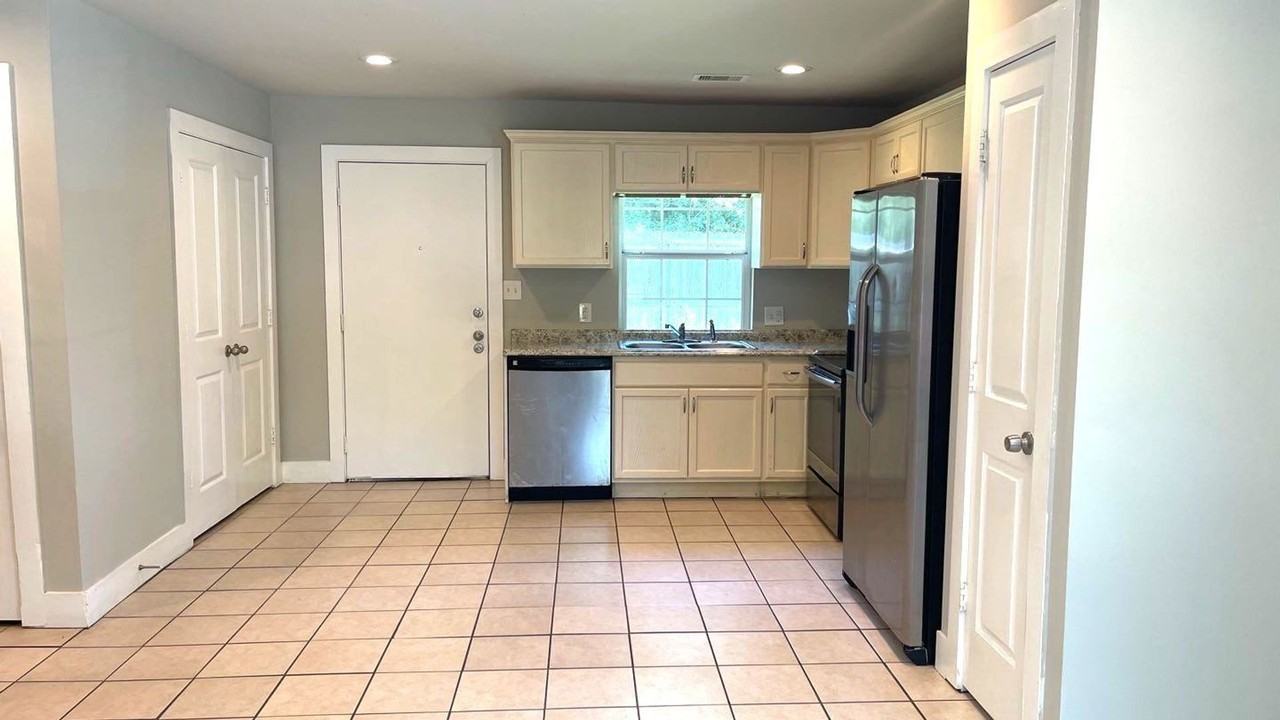 11435 Raincove Dr #A - Photo 2 of 28