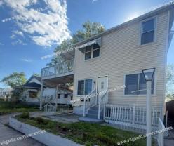 1712 Carolina St - Photo 1 of 1