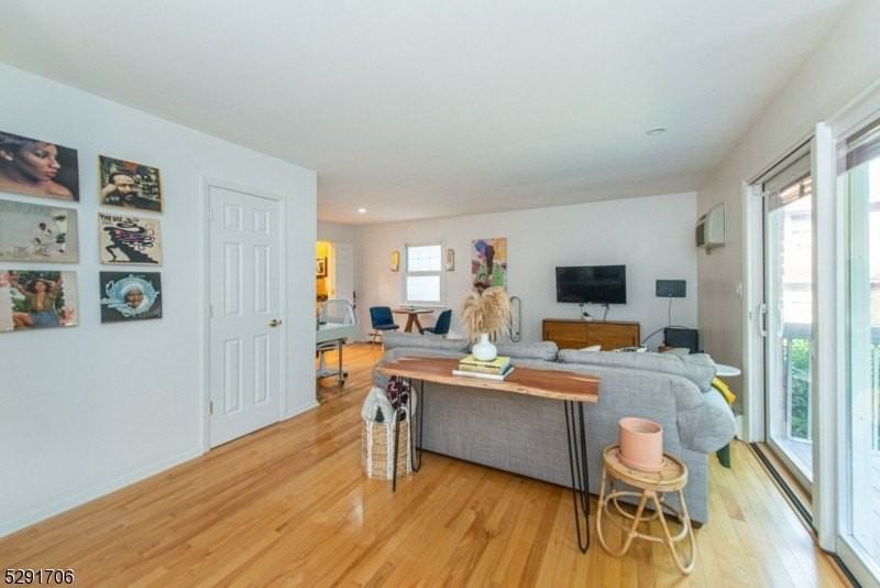 39 Harrison Ave #9 - Photo 2 of 15