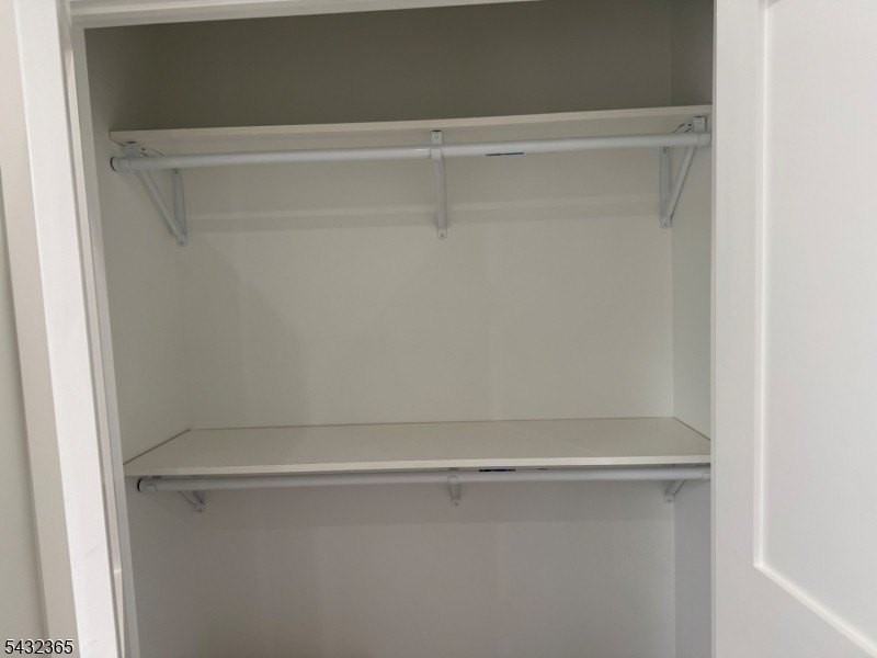 321 Jefferson Ave #1 - Photo 6 of 16
