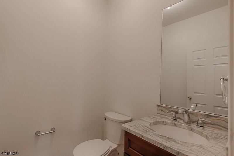 15 Decroce Ct - Photo 3 of 23